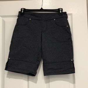 Athleta Bettona Shorts